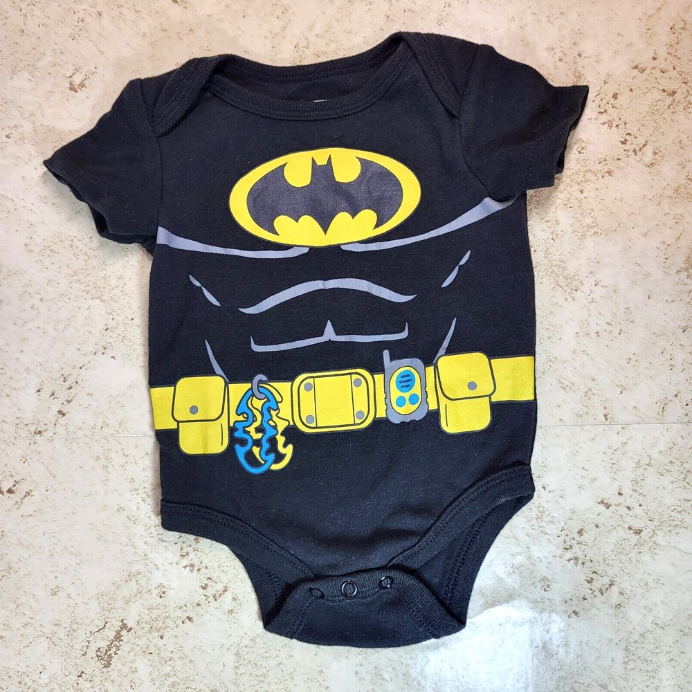 DC Heroes Bodysuits Superman Batman Muscles‎ Halloween Snap Crotch 0-3 months - Picture 6 of 8